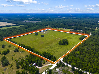 Country Home on 40 acres for Sale in Suwannee County, Florida - image 45