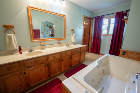 Brick Ranch for Sale at Auction in Floyd VA - image 34