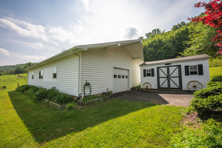 Brick Ranch for Sale at Auction in Floyd VA - image 10