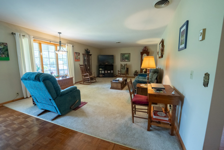 Brick Ranch for Sale at Auction in Floyd VA - image 23