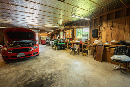 Brick Ranch for Sale at Auction in Floyd VA - image 50