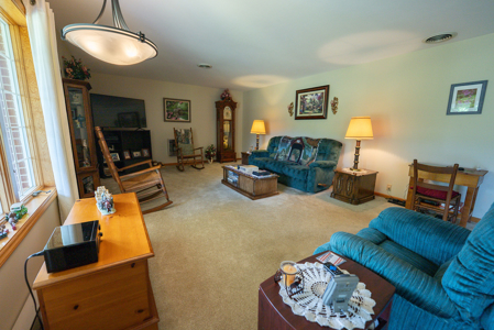 Brick Ranch for Sale at Auction in Floyd VA - image 22