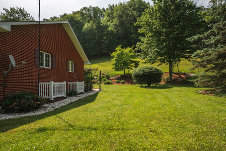 Brick Ranch for Sale at Auction in Floyd VA - image 5
