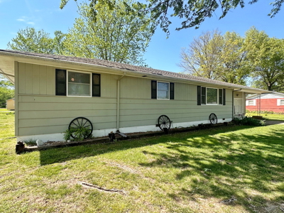 Clean & Affordable Home for Sale in El Dorado Springs, Missouri - image 3