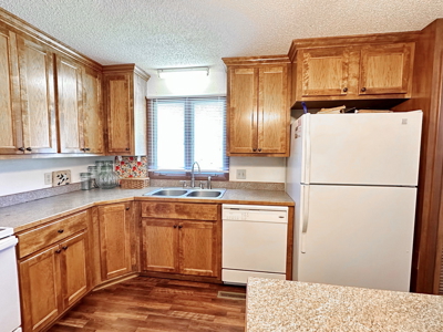 Clean & Affordable Home for Sale in El Dorado Springs, Missouri - image 10