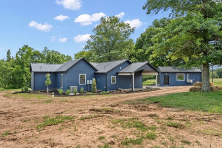 Timeless Beauty, Modern Upgrades, Renovated Farmhouse - 1.8 Acres - image 44