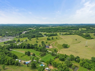 Timeless Beauty, Modern Upgrades, Renovated Farmhouse - 1.8 Acres - image 9