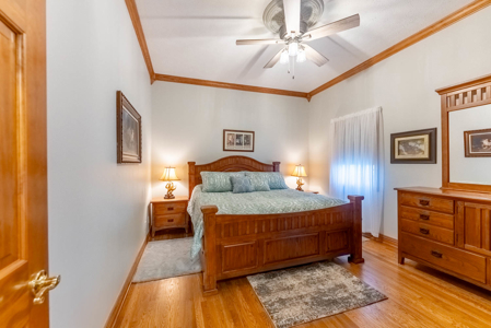 Lake House for Sale in the Ozarks - image 14