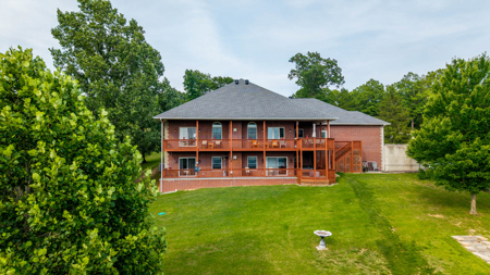 Lake House for Sale in the Ozarks - image 4