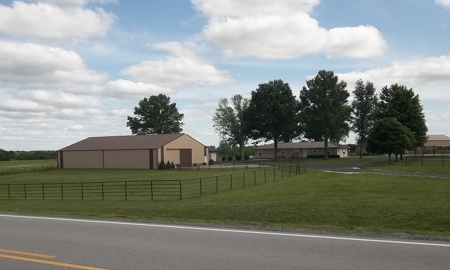 Exceptional Country Property for Sale in Chanute, KS - image 2