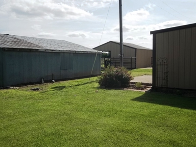 Exceptional Country Property for Sale in Chanute, KS - image 16
