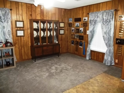 Exceptional Country Property for Sale in Chanute, KS - image 27