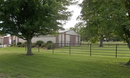 Exceptional Country Property for Sale in Chanute, KS - image 8