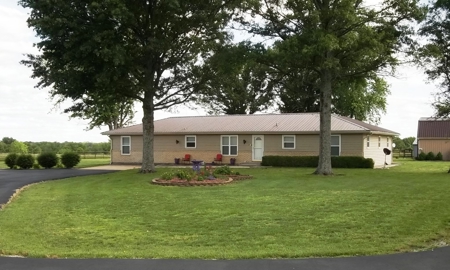 Exceptional Country Property for Sale in Chanute, KS - image 5
