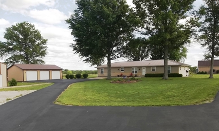 Exceptional Country Property for Sale in Chanute, KS - image 6