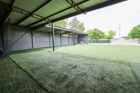 For Sale Warehouse Flex Space Justin TX - image 10