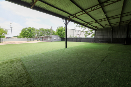 For Sale Warehouse Flex Space Justin TX - image 11