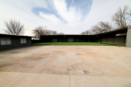 For Sale Warehouse Flex Space Justin TX - image 20