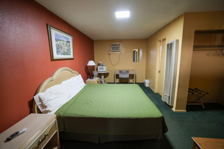 Investment Opportunity Lone Star Motel with 20 keys - image 20