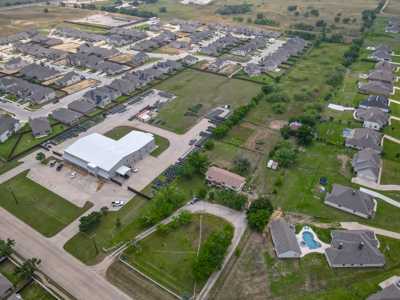 Area Growing, Great Investment in Justin Texas - image 8