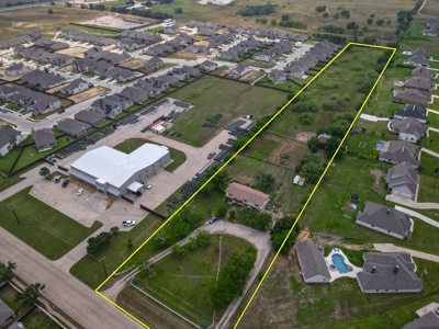 Area Growing, Great Investment in Justin Texas - image 7