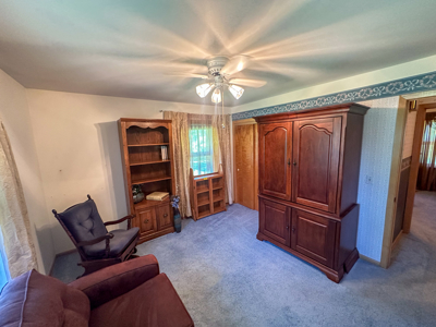 Online Auction home in Smithville, MO - image 8