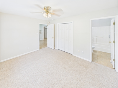 Brick/Vinyl Townhome for Sale in Hickory, NC! - image 14
