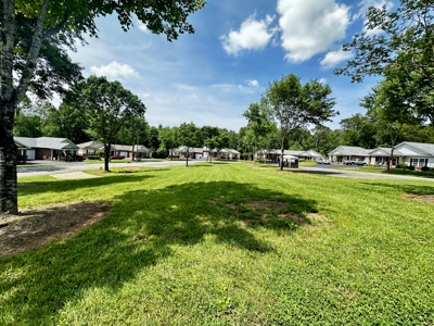 Brick/Vinyl Townhome for Sale in Hickory, NC! - image 23