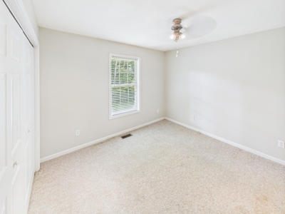 Brick/Vinyl Townhome for Sale in Hickory, NC! - image 16
