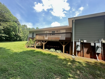 Brick/Vinyl Townhome for Sale in Hickory, NC! - image 20