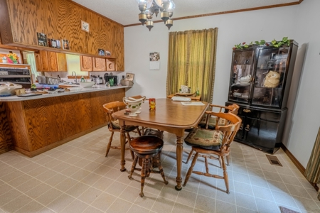 Country Home with Barn on 30± Acres – 3BR 3BA - image 30
