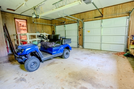 Country Home with Barn on 30± Acres – 3BR 3BA - image 48