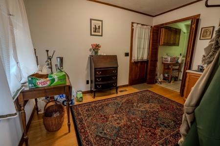 Country Home with Barn on 30± Acres – 3BR 3BA - image 26