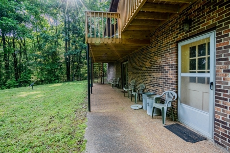 Country Home with Barn on 30± Acres – 3BR 3BA - image 12