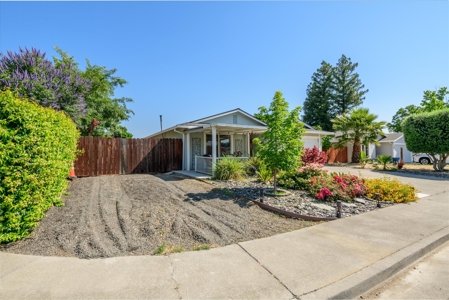 Winters, California Single Story Home for Sale - image 2