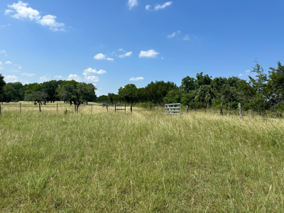 Own a Stunning Piece of Central TX Land – Build, Hunt, or Escape - image 32