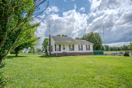 Country Home and 5 +/- Acres Lawrenceburg Tennessee - image 13