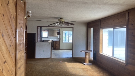 House in Bieber, California. Lassen County - image 9