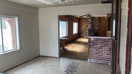 House in Bieber, California. Lassen County - image 14