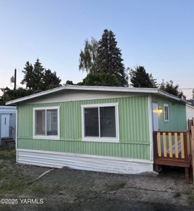 Remodeled Home For Sale in Nahces, Washington! - image 2