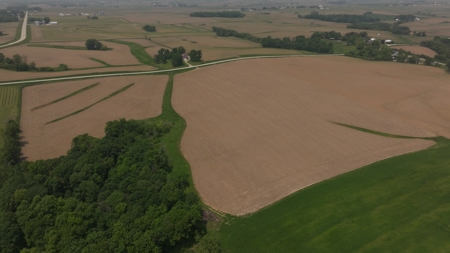 Two Exceptional Tracts Totaling 162 Acres Decorah IA - image 31