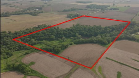 Two Exceptional Tracts Totaling 162 Acres Decorah IA - image 29