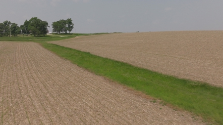 Two Exceptional Tracts Totaling 162 Acres Decorah IA - image 34
