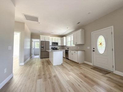 New Construction Modern Farmhouse In Buffalo Junction, VA - image 9