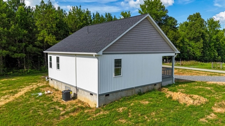 New Construction Modern Farmhouse In Buffalo Junction, VA - image 4