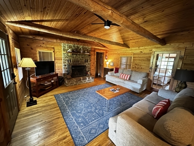 Log Cabin On The Banks Of The White River, Mountain View Arkansas - image 4