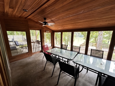 Log Cabin On The Banks Of The White River, Mountain View Arkansas - image 38