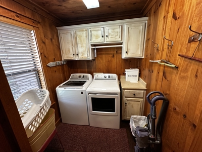 Log Cabin On The Banks Of The White River, Mountain View Arkansas - image 36