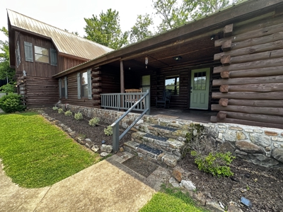 Log Cabin On The Banks Of The White River, Mountain View Arkansas - image 2