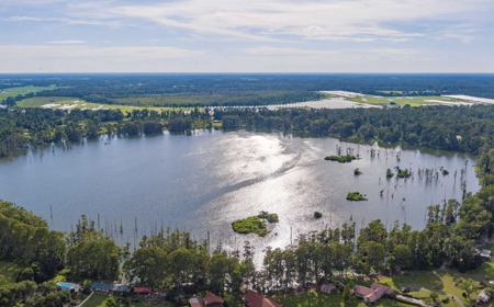 Lakefront Home on 3 Lots For Sale in Jennings, Florida! - image 30